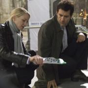 Naomi Watts and Clive Owen in The International