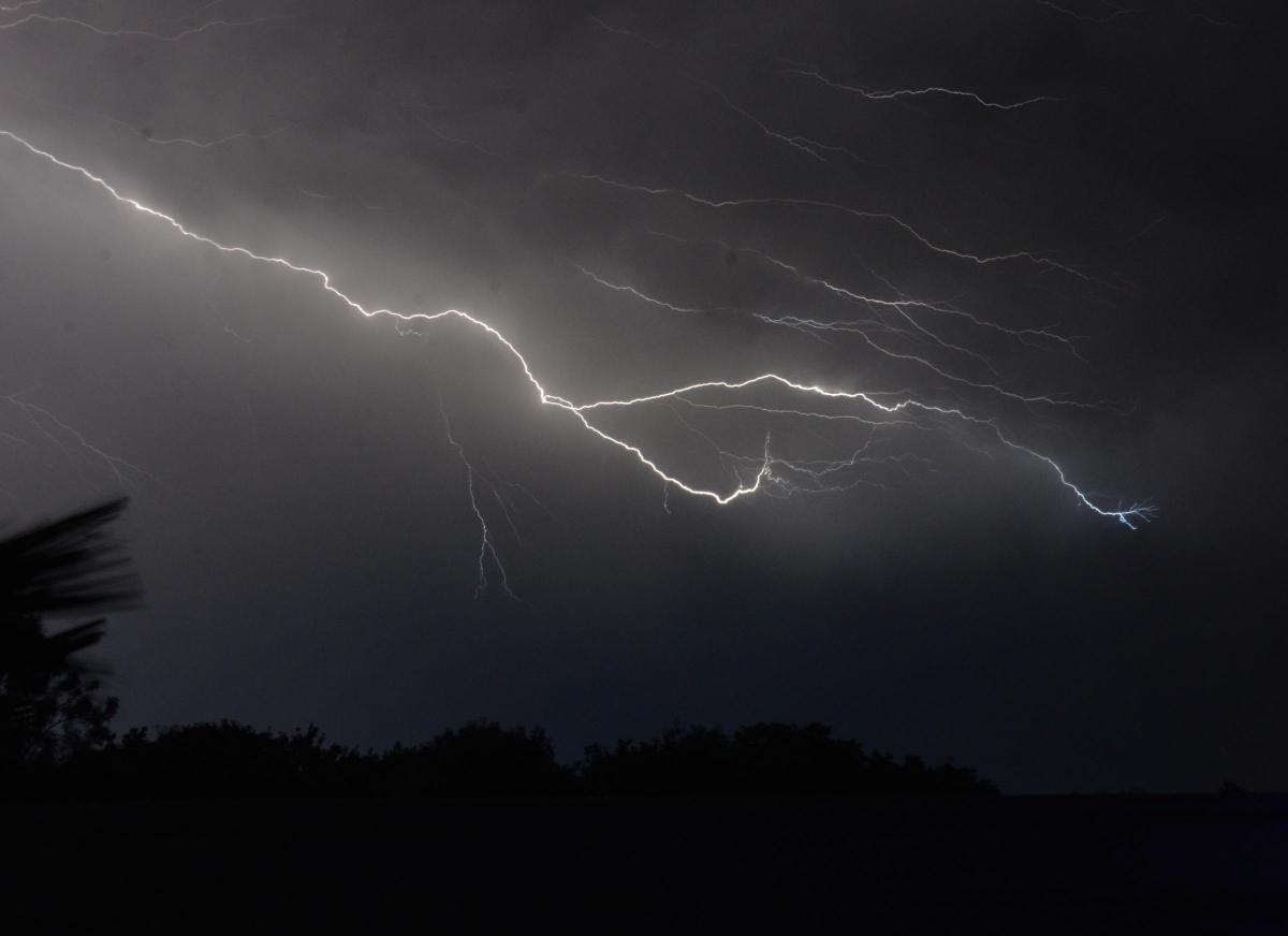 Pictures of the storm over Nursteed, Devizes, by Hamish Atkinson