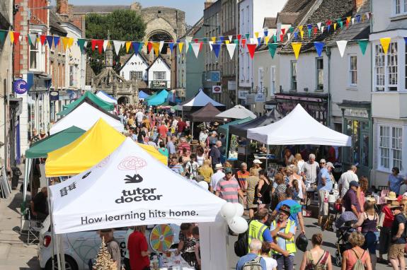 The Wiltshire Gazette and Herald: The Carnival in years gone by The Wiltshire Gazette and Herald: The Carnival in years gone by