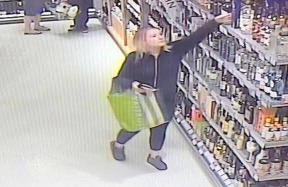 The Wiltshire Gazette and Herald: CCTV Appeal - Waitrose theft suspect The Wiltshire Gazette and Herald: CCTV Appeal - Waitrose theft suspect