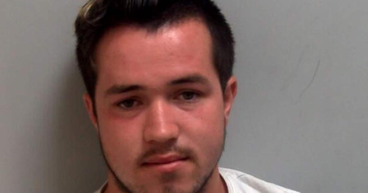 Man, 24, who posed as teenage girl online is jailed for sexual offences - Vimarsana News