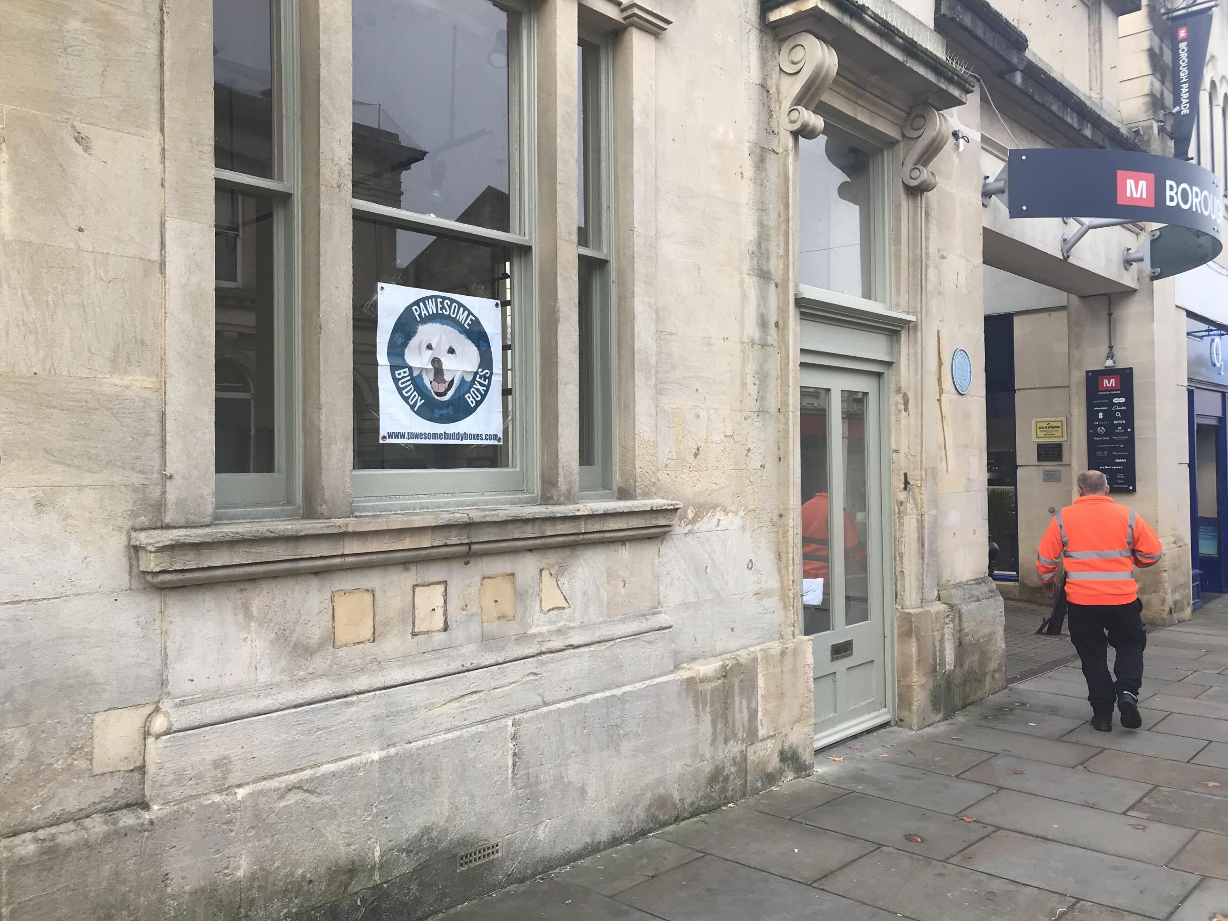 New Chippenham pet store set to open on the High Street | The Wiltshire Gazette and Herald - Vimarsana News