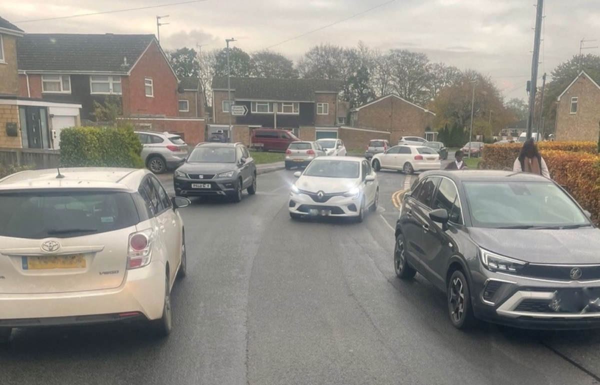 Chippenham parking blasted by Faresaver for causing delays | The Wiltshire Gazette and Herald - Vimarsana News