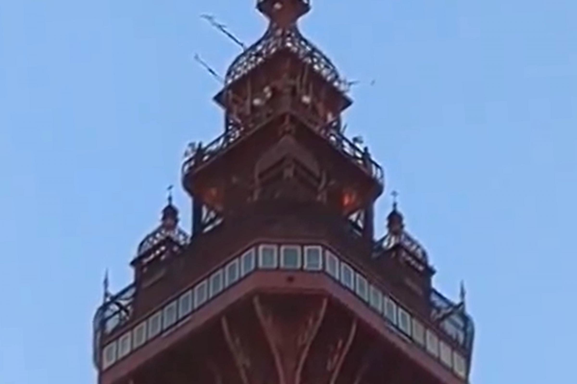 Flames reported at Blackpool Tower actually 'orange netting', police say | The Wiltshire Gazette and Herald - Vimarsana News