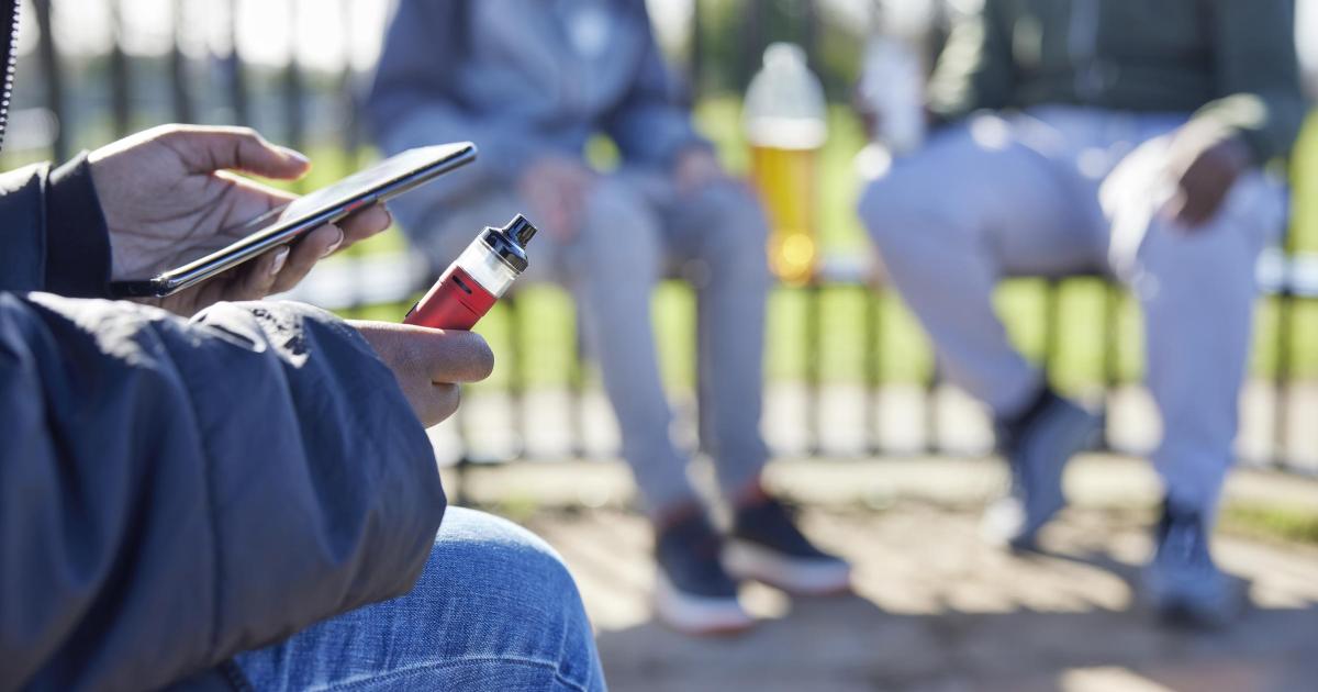 Wiltshire shops caught illegally selling vapes to teenagers | The Wiltshire Gazette and Herald - Vimarsana News