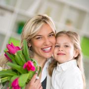 Win £100 Garden centre Vouchers for Mother's Day